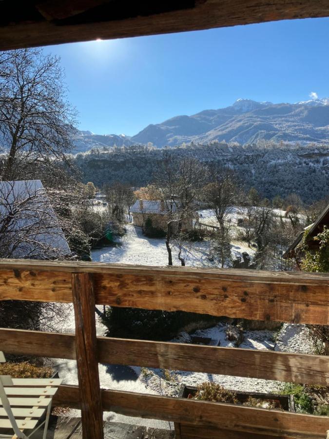 Chambre D'Hotes La Font Panzió Eygliers Kültér fotó